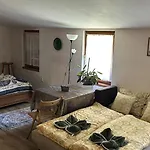 Nyarfa Vendeghaz Lejlighed Debrecen