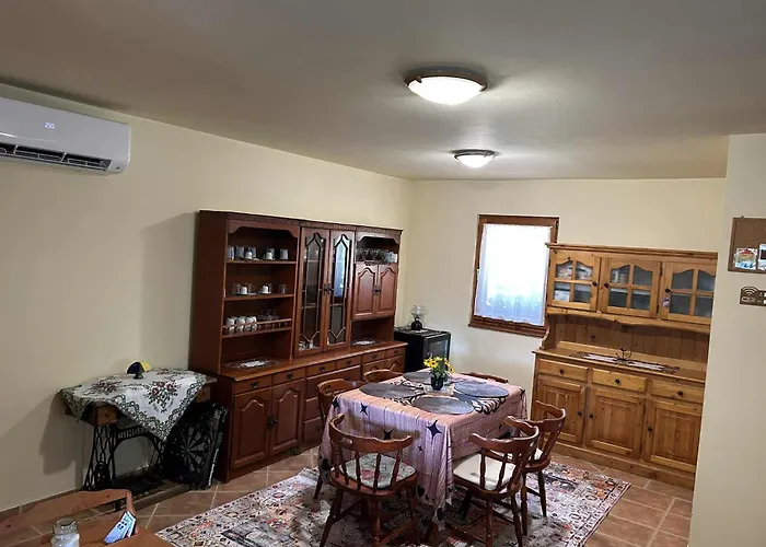 Nyárfa Appartement *